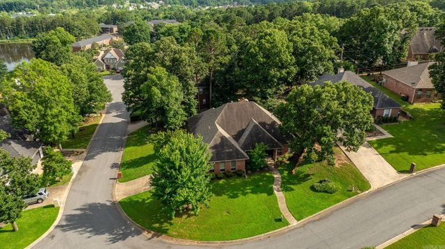 13800 Saint Michael Drive, Little Rock, AR 72211