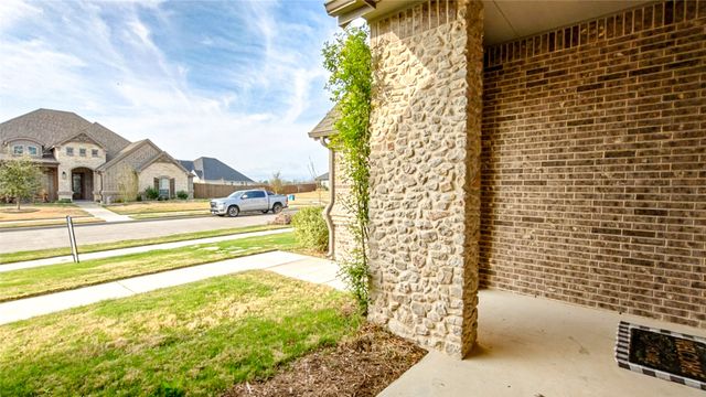 1124 Rocky Springs Trail, Fort Worth, TX 76052