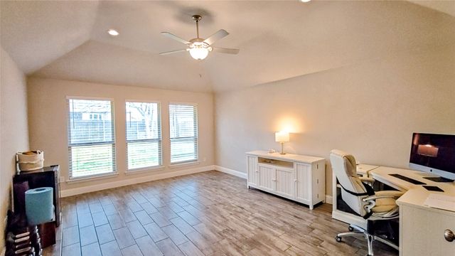 1124 Rocky Springs Trail, Fort Worth, TX 76052