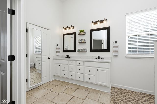 13374 Landwood Drive, Fishers, IN 46037