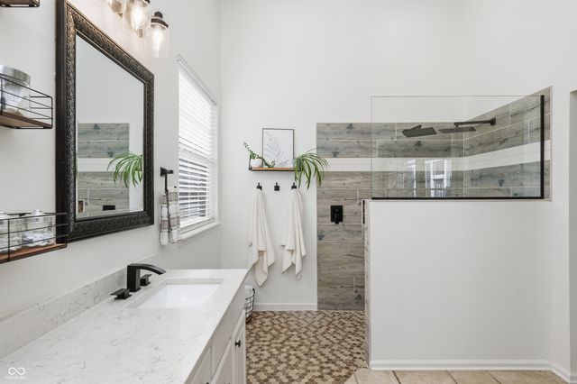 13374 Landwood Drive, Fishers, IN 46037