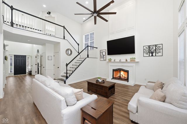 13374 Landwood Drive, Fishers, IN 46037