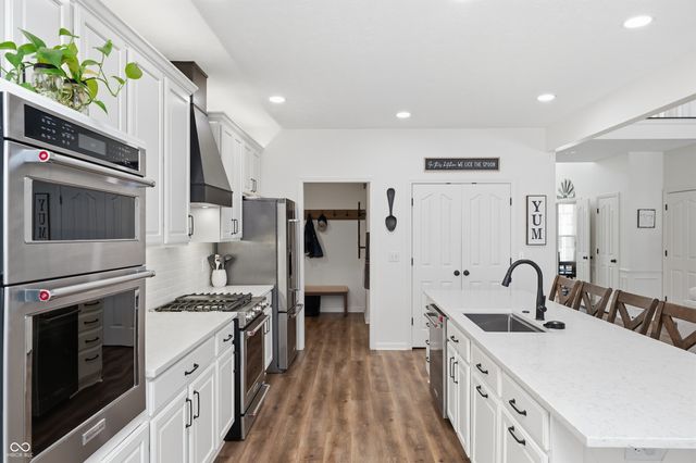 13374 Landwood Drive, Fishers, IN 46037