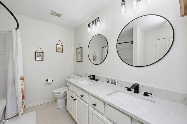 13374 Landwood Drive, Fishers, IN 46037