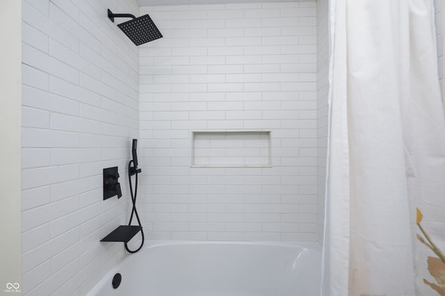 13374 Landwood Drive, Fishers, IN 46037