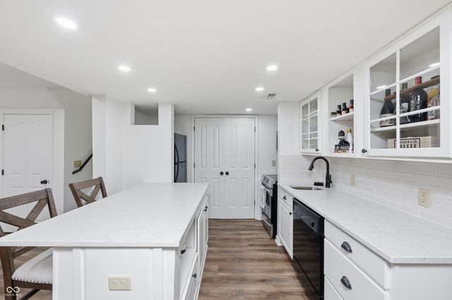 13374 Landwood Drive, Fishers, IN 46037