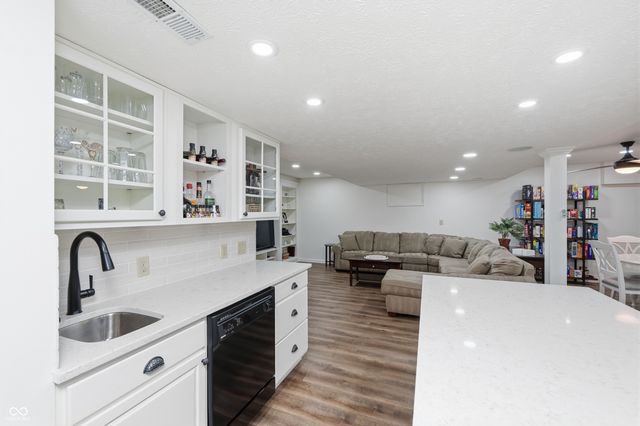 13374 Landwood Drive, Fishers, IN 46037