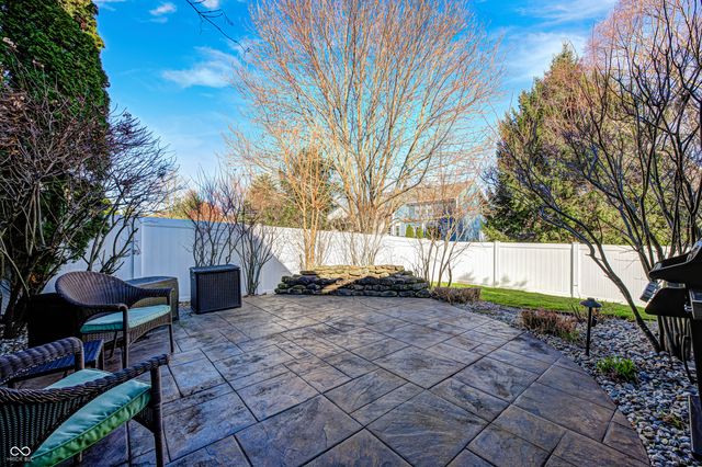 13374 Landwood Drive, Fishers, IN 46037