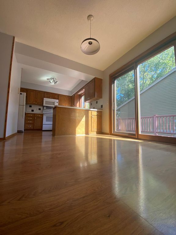 1361 Knoll Drive, Shoreview, MN 55126 — photo 2