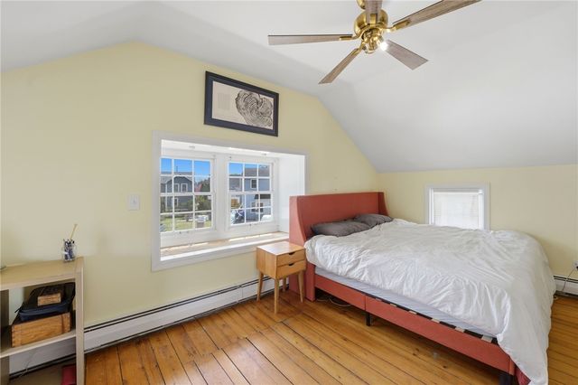 40 Jackson Avenue, East Providence, RI 02915