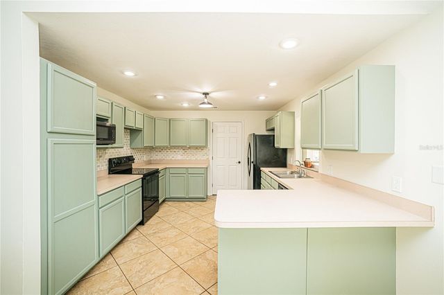 565 CHULA WOODS COURT, Chuluota, FL 32766