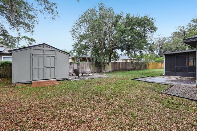565 CHULA WOODS COURT, Chuluota, FL 32766