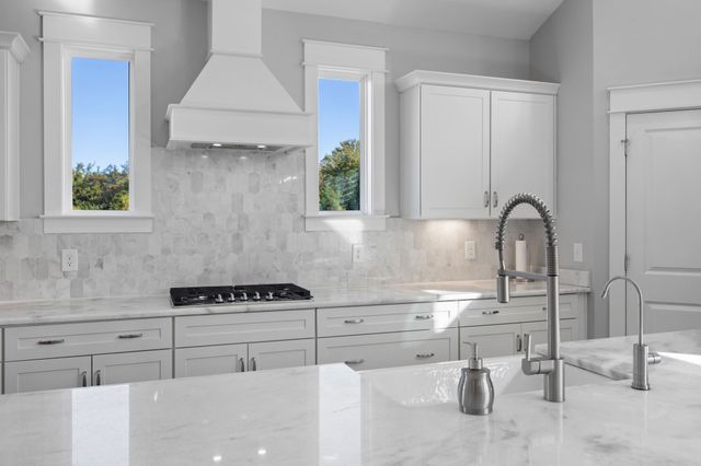 3231 Bradfield Dr, Nolensville, TN 37135