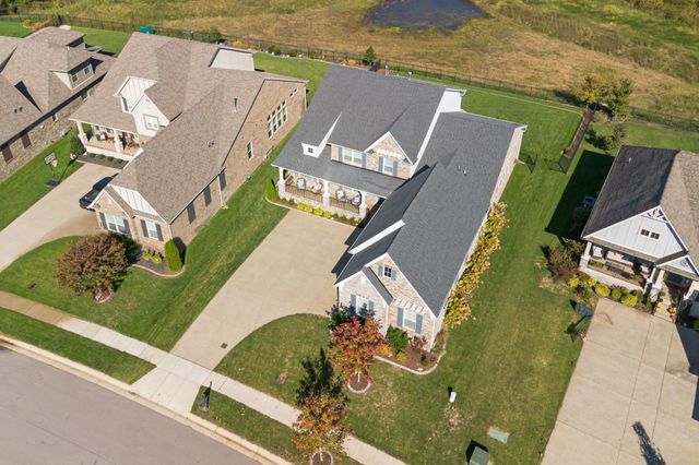 3231 Bradfield Dr, Nolensville, TN 37135