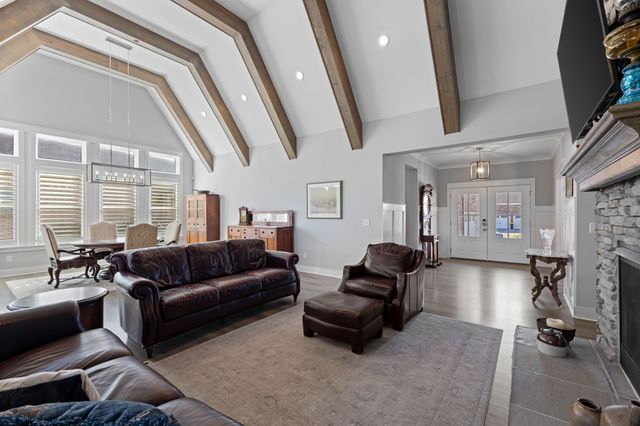 3231 Bradfield Dr, Nolensville, TN 37135