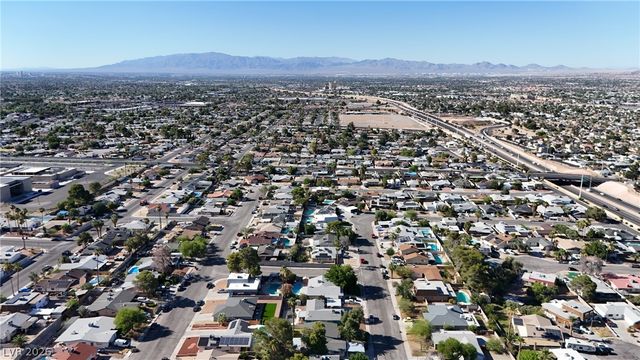 4681 Lancer Way, Las Vegas, NV 89121