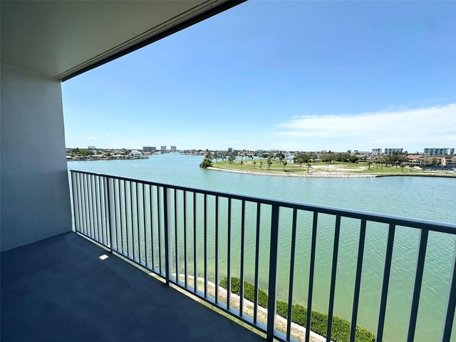 450 TREASURE ISLAND CAUSEWAY 609, Treasure Island, FL 33706