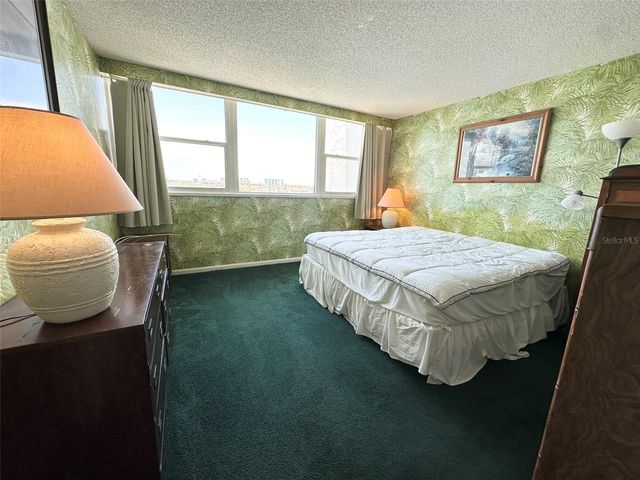 450 TREASURE ISLAND CAUSEWAY 609, Treasure Island, FL 33706