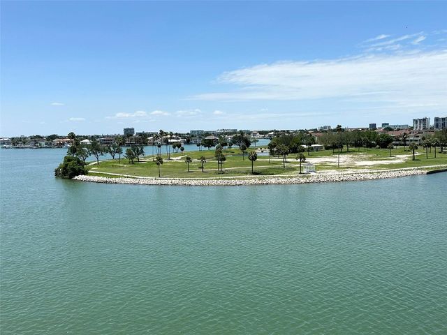 450 TREASURE ISLAND CAUSEWAY 609, Treasure Island, FL 33706