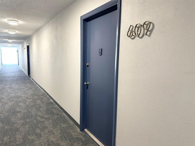450 TREASURE ISLAND CAUSEWAY 609, Treasure Island, FL 33706