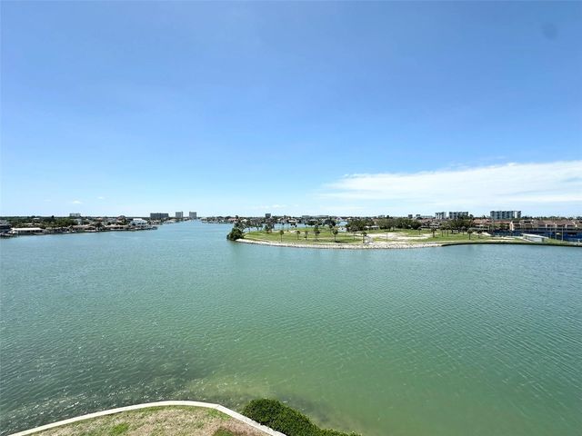 450 TREASURE ISLAND CAUSEWAY 609, Treasure Island, FL 33706