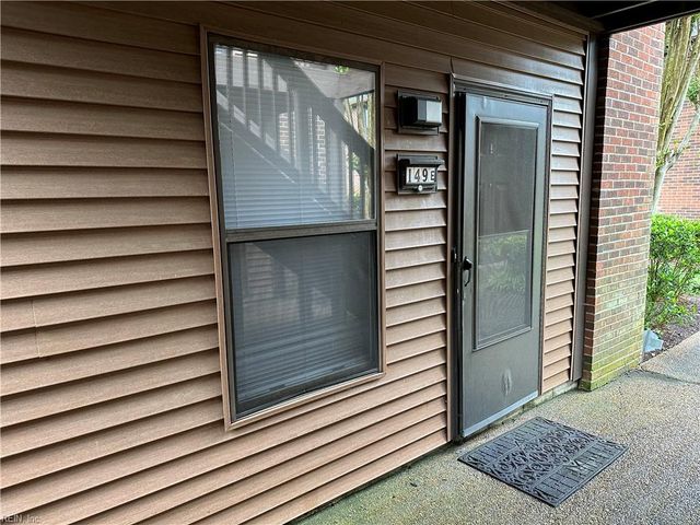 149 Windsor Castle Dr Apt E, Newport News, VA 23608