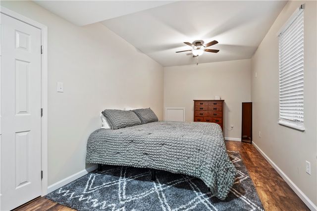 101 Quaker Ridge Ct, Ohioville, PA 15009