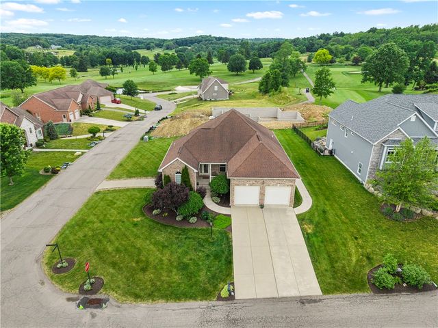 101 Quaker Ridge Ct, Ohioville, PA 15009