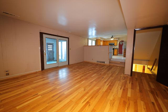 2741 LIGHTHOUSE Court, Lynwood, IL 60411