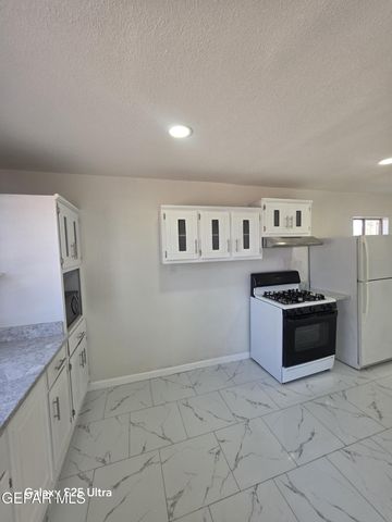 12365 STUBBS Drive, San Elizario, TX 79849