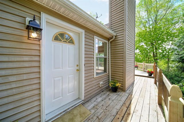 10771 Woodbrook Drive, Cement City, MI 49233