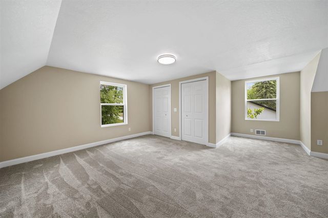 10771 Woodbrook Drive, Cement City, MI 49233