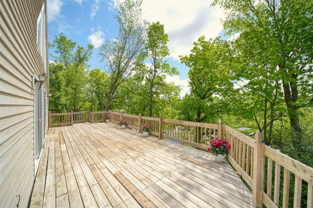 10771 Woodbrook Drive, Cement City, MI 49233