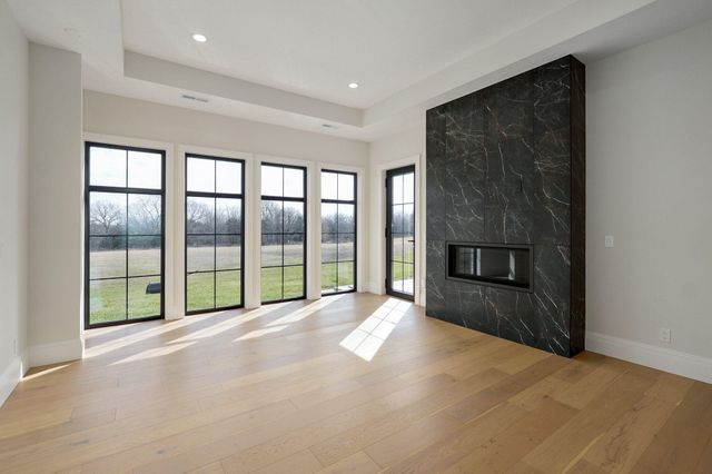 8950 Eagle Prairie Road, Fair Grove, MO 65648