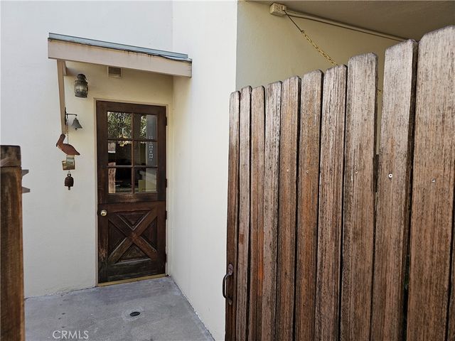 526 Park Avenue D, Newport Beach, CA 92662