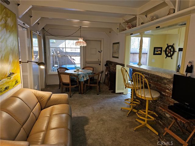 526 Park Avenue D, Newport Beach, CA 92662