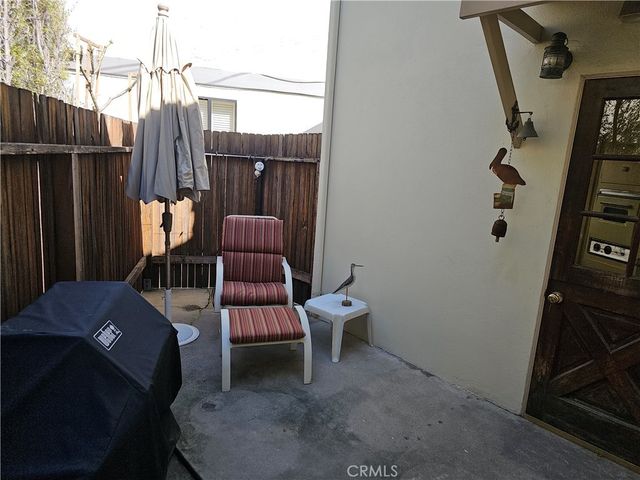526 Park Avenue D, Newport Beach, CA 92662