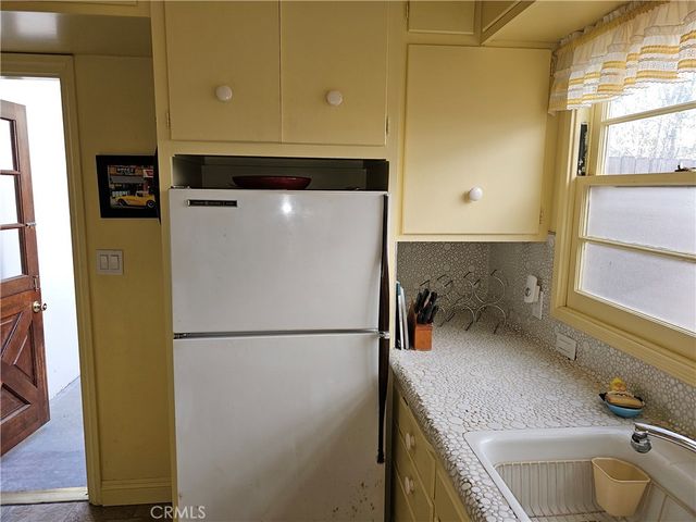526 Park Avenue D, Newport Beach, CA 92662