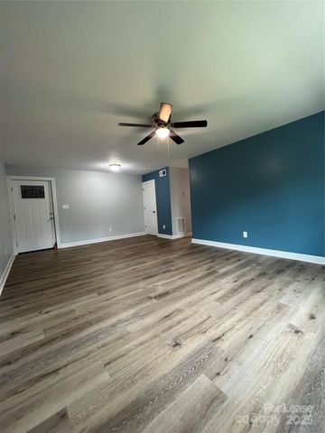 1048 Avondale Road 13, Lowell, NC 28098