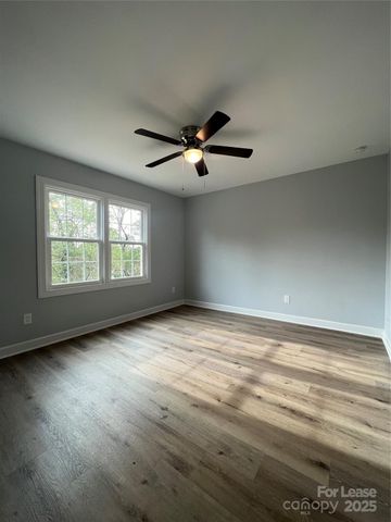 1048 Avondale Road 13, Lowell, NC 28098