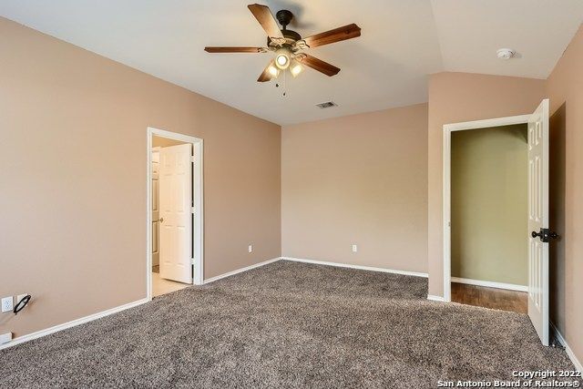 9647 wolf, San Antonio, TX 78251