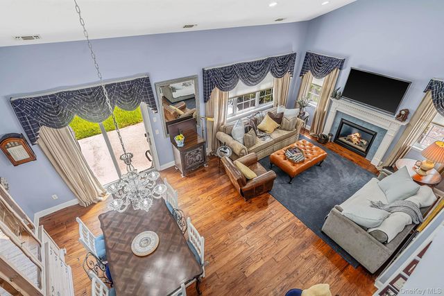 318 Erik Drive, East Setauket, NY 11733