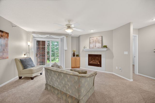 6440 Ep True Parkway 2106, West Des Moines, IA 50266