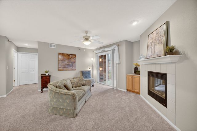 6440 Ep True Parkway 2106, West Des Moines, IA 50266