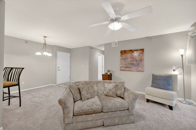 6440 Ep True Parkway 2106, West Des Moines, IA 50266