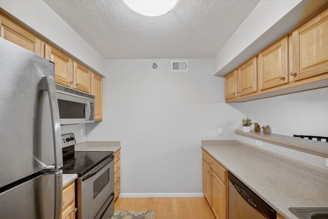 6440 Ep True Parkway 2106, West Des Moines, IA 50266