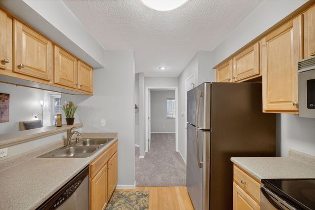 6440 Ep True Parkway 2106, West Des Moines, IA 50266