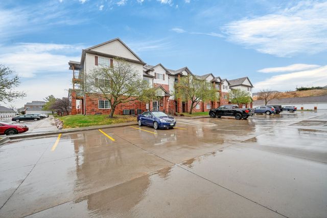 6440 Ep True Parkway 2106, West Des Moines, IA 50266