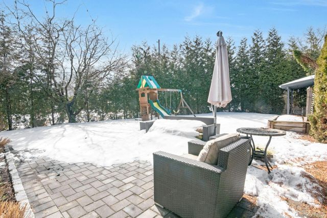 16 Robin Street, Ossining, NY 10562