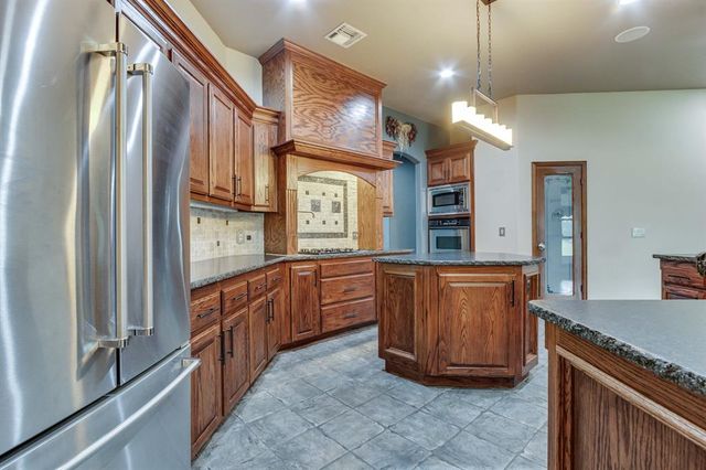 3101 Rockhampton Avenue, Oklahoma City, OK 73179